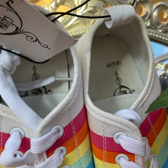 Fun colorful boat sneakers - Picture 6 of 6